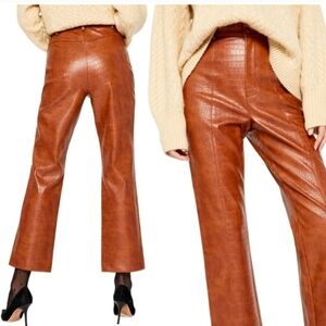 Croc Vegan Leather Pant
BARDOT